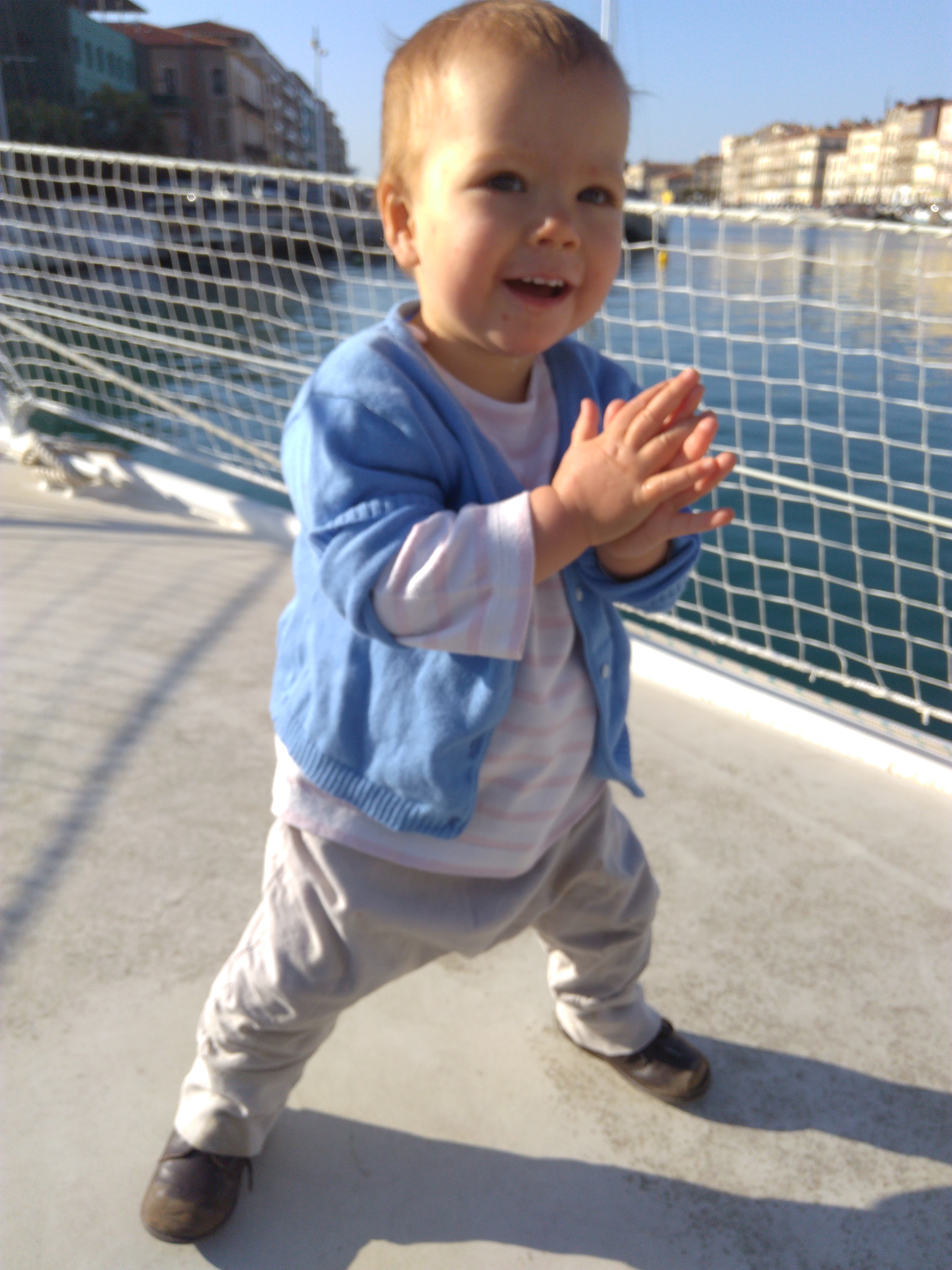 premieres tentatives de marche !