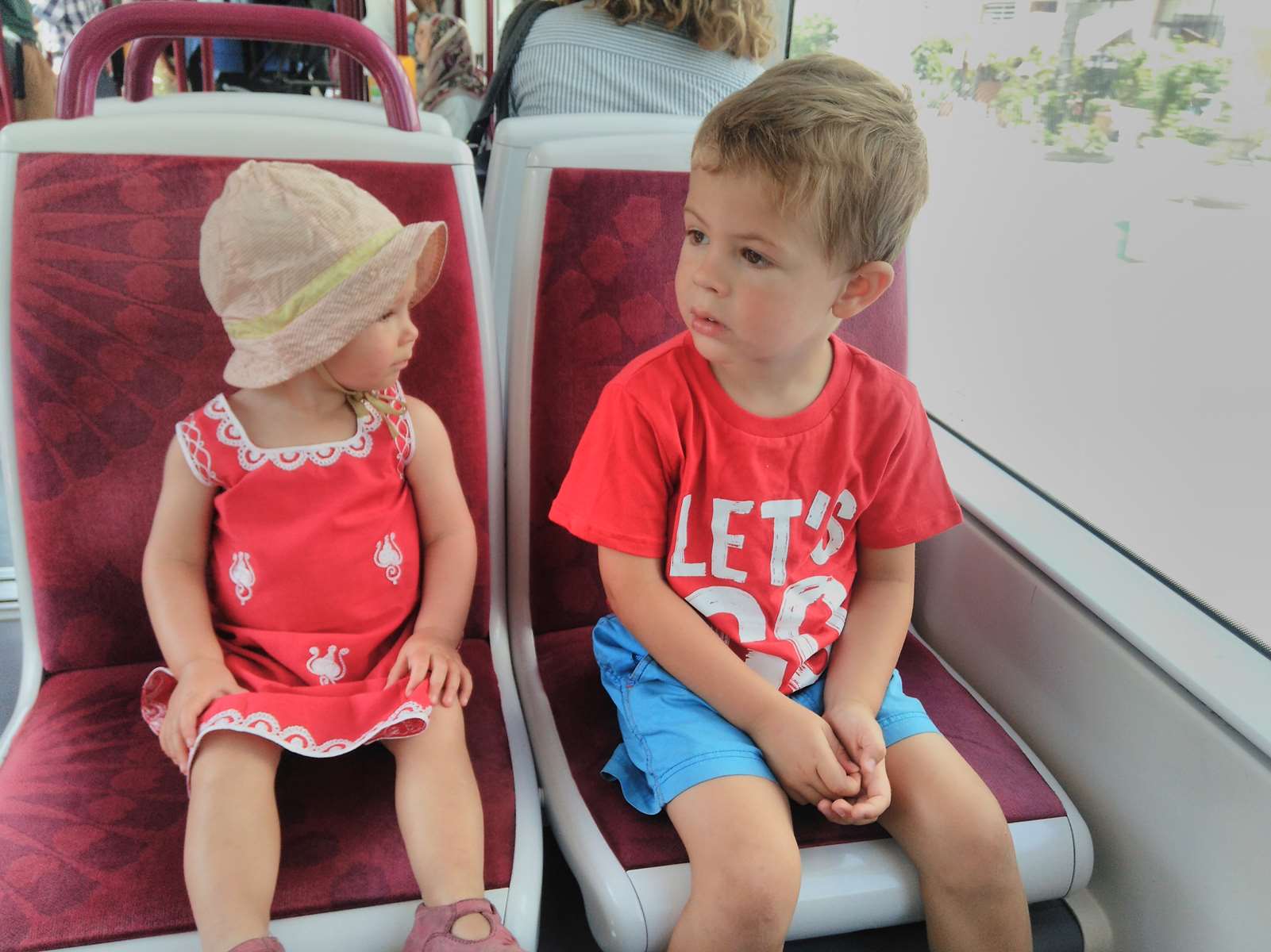 dans le tram de rabat