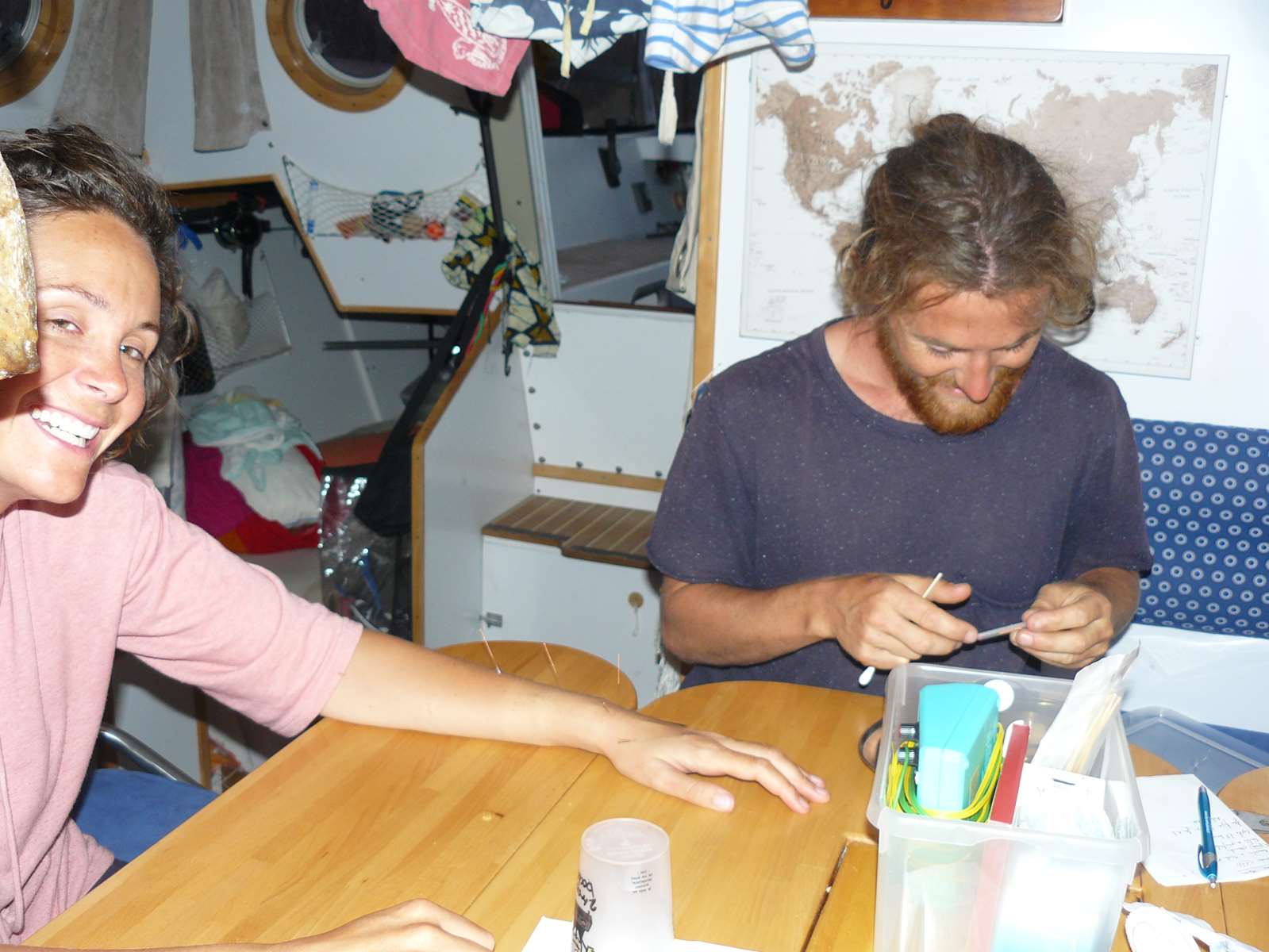 séance acupuncture sur poignet