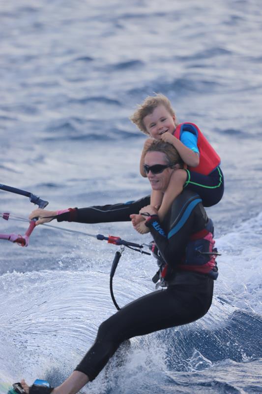 la copine complexante !!!!