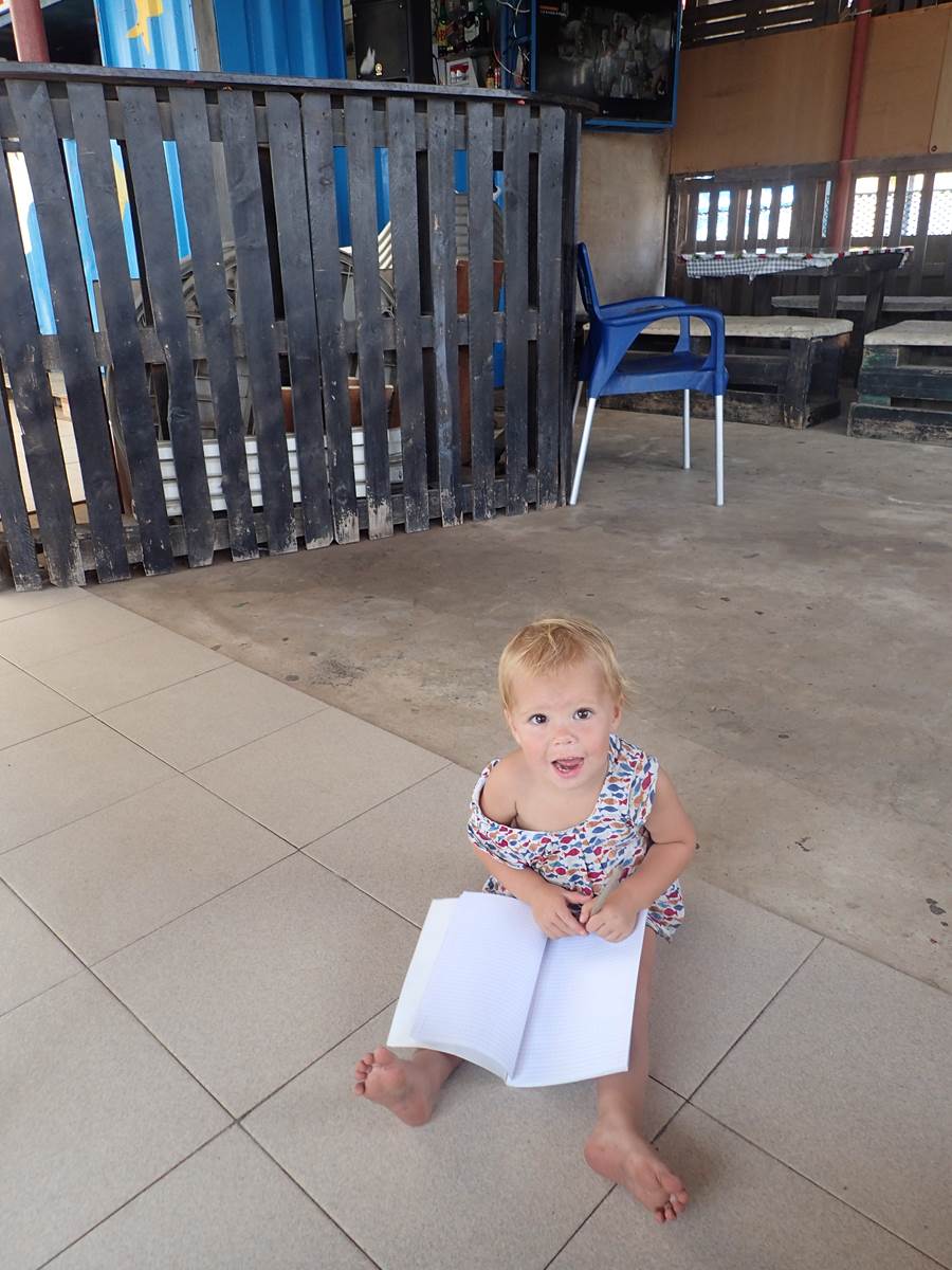 dans notre petite cantine