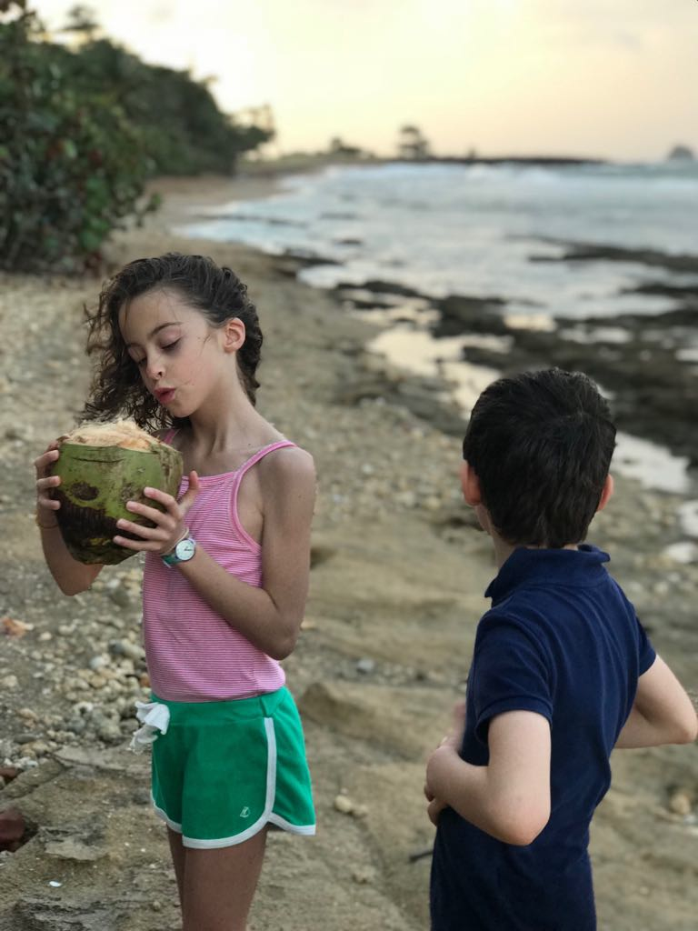 Agathe épanche sa soif